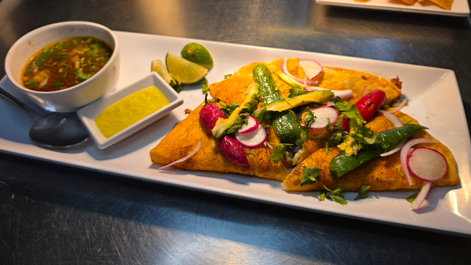 Casa%20Deli,%20Good%20Food%20Is%20Good%20Mood